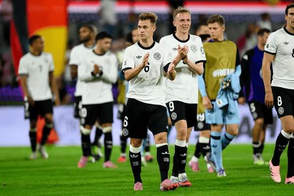 基米希展望德国队征程：世预赛表现存提升空间，强调团队坚韧精神