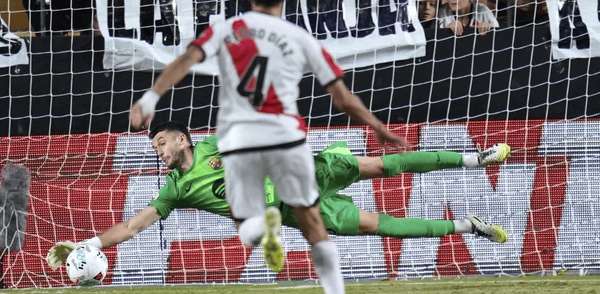 多梅内克评加西亚：国家队之门终将开启，但需耐心等待