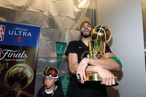 塔图姆谈复出计划：健康至上 愿为子女树立榜样