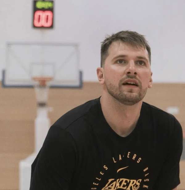 东契奇欧锦赛后火速归国训练，身体心理状态达新高