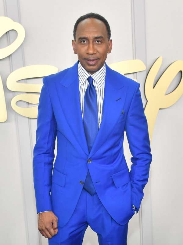 A-史密斯公开回应詹姆斯：媒体职责与私人恩怨的界限