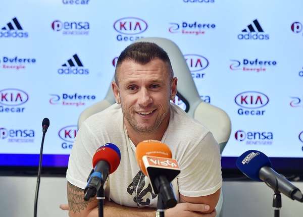 卡萨诺炮轰阿莱格里战术保守：领先后只会死守，无法提升球员