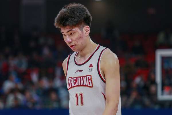 余嘉豪提前返西引争议 全运决赛前夜遭俱乐部紧急召回