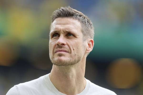 多特总监凯尔：全力续约施洛特贝克 视其为建队核心