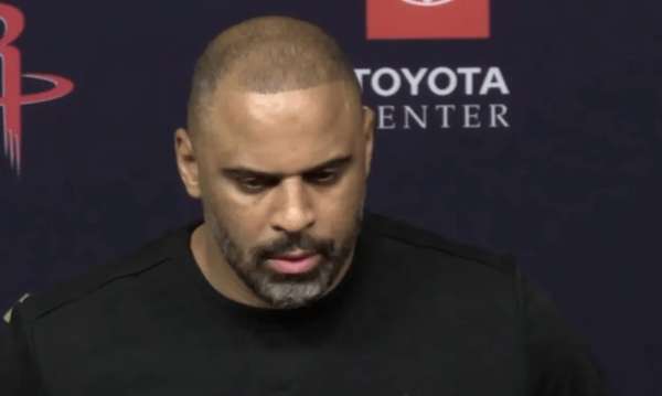 乌度卡力挺芬尼-史密斯：数据无法衡量的隐形守护者