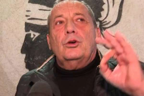 科西嘉传奇落幕：前阿雅克肖主席奥尔索尼在母亲葬礼上遇刺