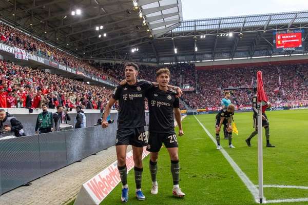 青春风暴席卷安联！拜仁小将三箭齐发导演逆转好戏